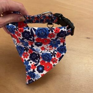 New 2pc Dog Fancy Floral Collar and Bandanas Set Soft Adjustable for Small Dogs.